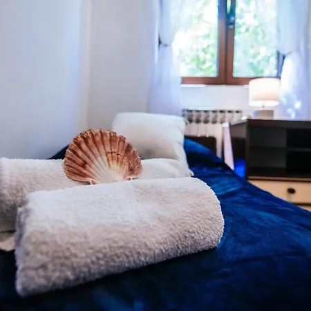 Holiday Home Malinina Mali Iž Esterno foto