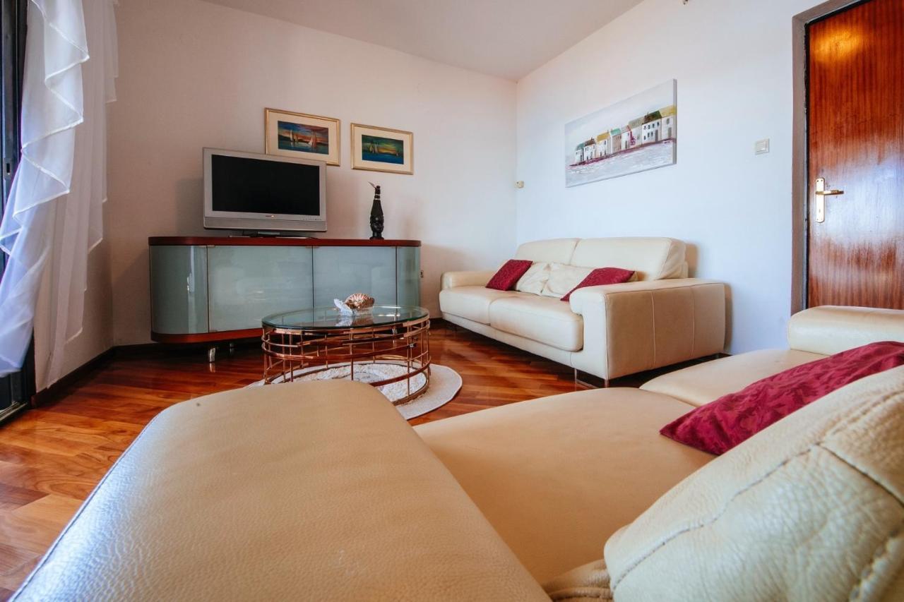 Holiday home Malinina Mali Iz